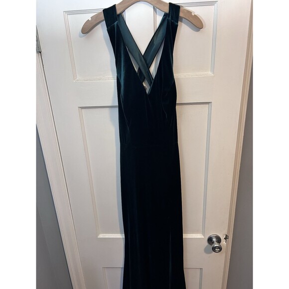 REVELRY Asher Velvet Classic Emerald Cross Open Back Slit Maxi Dress Gown 10 - Picture 3 of 12